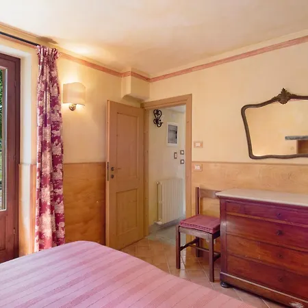 Cascine Di Schella Vakantiehuis *